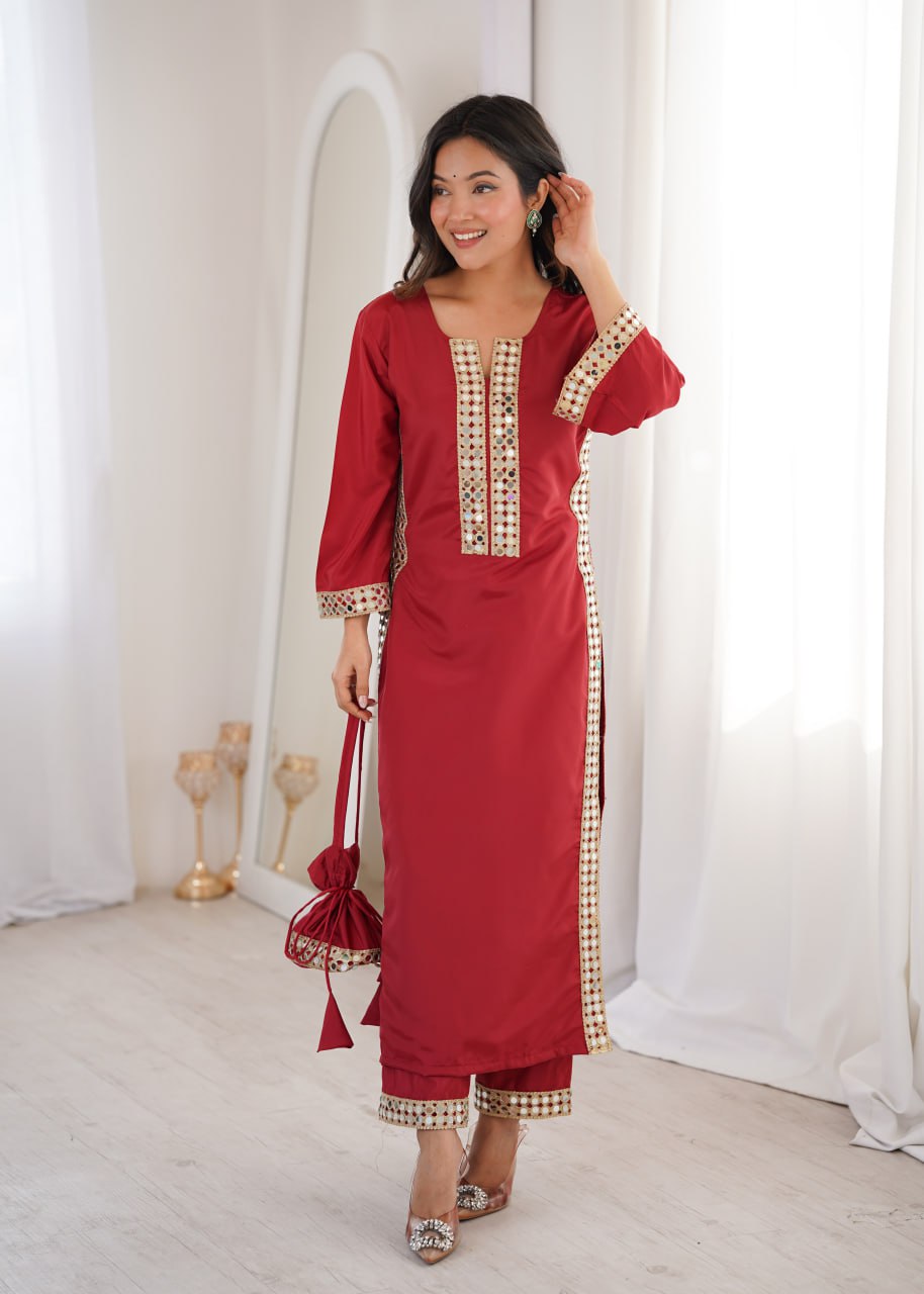 Mirror Work Kurti Set with Batwa