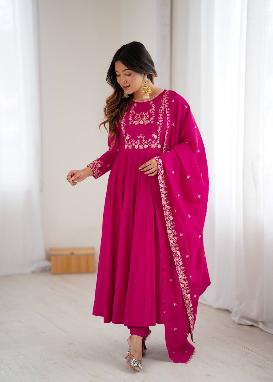Ruhani Pink Premium Quality Anarkali Suit Set