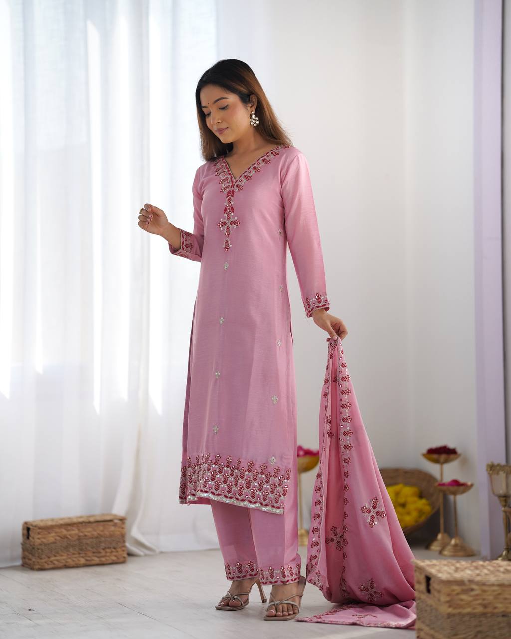 New Partywear Heavy Pure Chinnon Silk Kurta With Pant Set