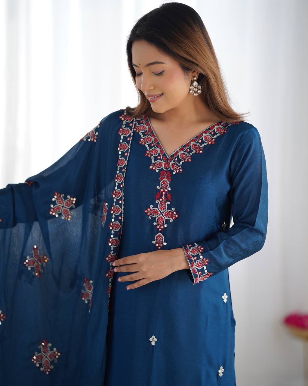 New Partywear Heavy Pure Chinnon Silk Kurta With Pant Set