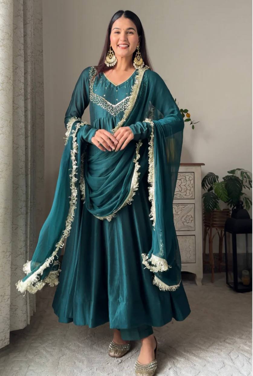 Saniya  Luxurious Heavy Anarkali Suit